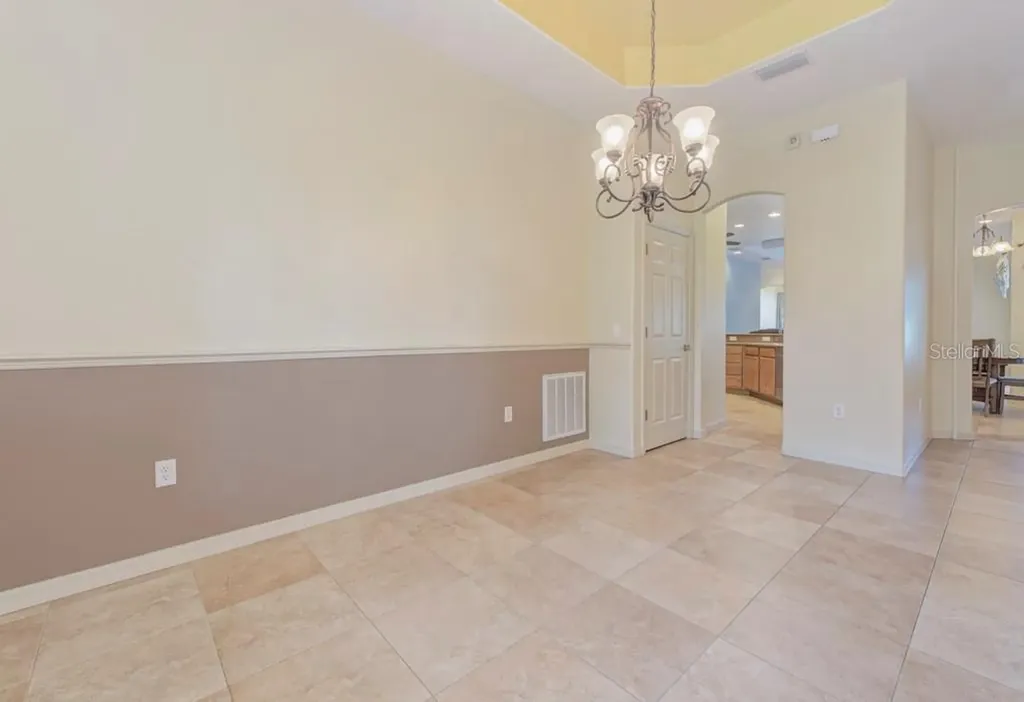 6930 69th Street E Palmetto FL 34221