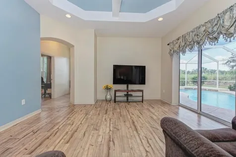 6930 69th Street E Palmetto FL 34221
