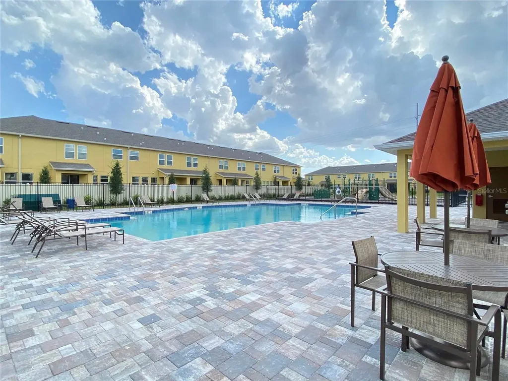 10010 Red Eagle Drive Orlando FL 32825