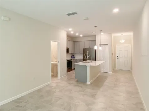10010 Red Eagle Drive Orlando FL 32825