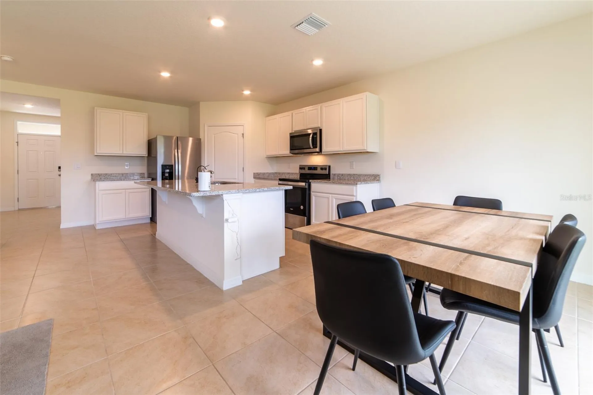 2695 House Finch Road Harmony FL 34773