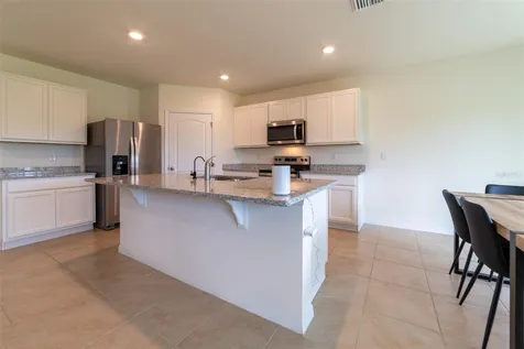 2695 House Finch Road Harmony FL 34773
