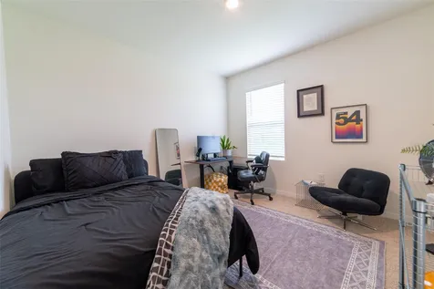 2695 House Finch Road Harmony FL 34773
