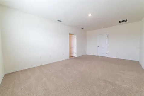 2695 House Finch Road Harmony FL 34773