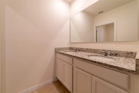 2695 House Finch Road Harmony FL 34773