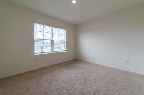 2695 House Finch Road Harmony FL 34773