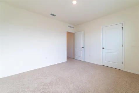 2695 House Finch Road Harmony FL 34773