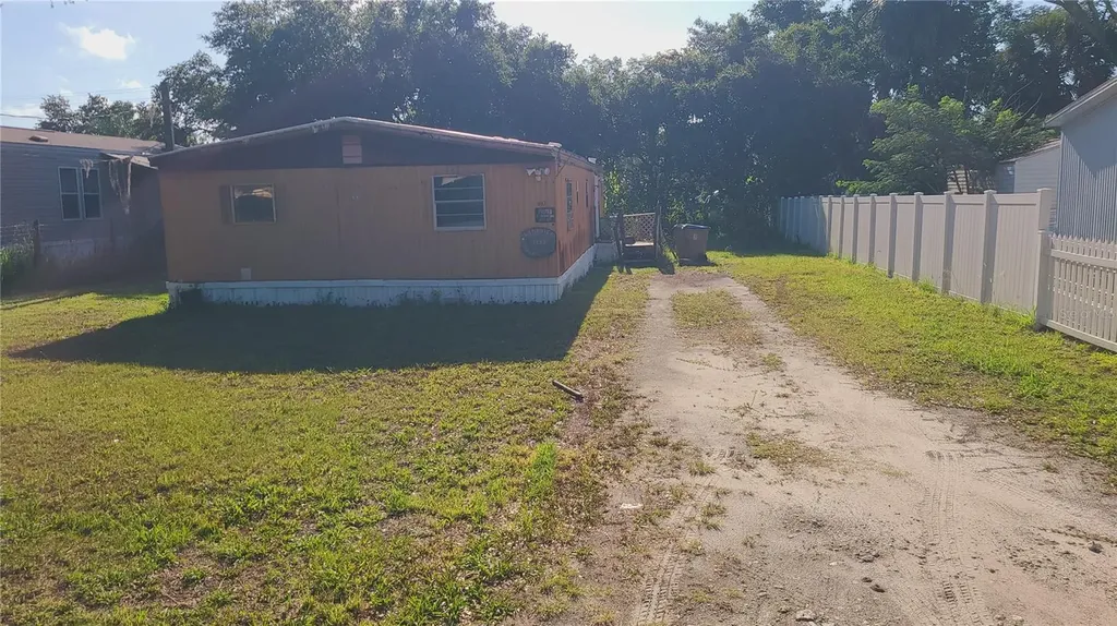 1683 Magnolia Lane Kissimmee FL 34746