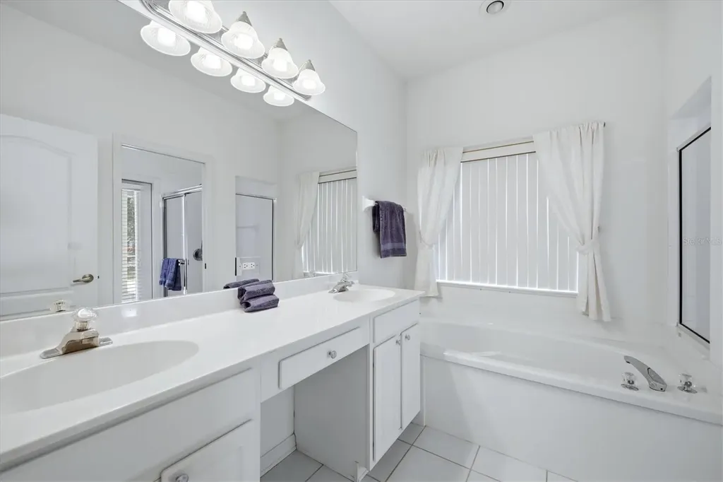 8492 Idlewood Court Lakewood Ranch FL 34202