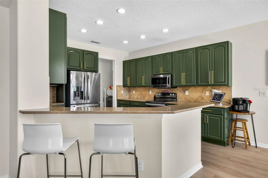 7360 Bridgeview Wesley Chapel FL 33545