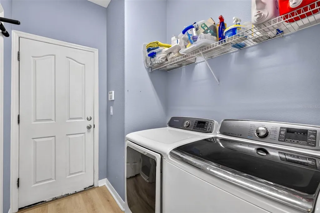 7360 Bridgeview Wesley Chapel FL 33545