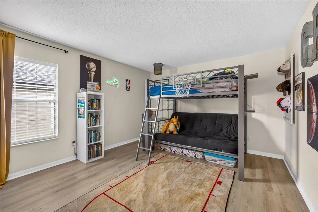 7360 Bridgeview Wesley Chapel FL 33545