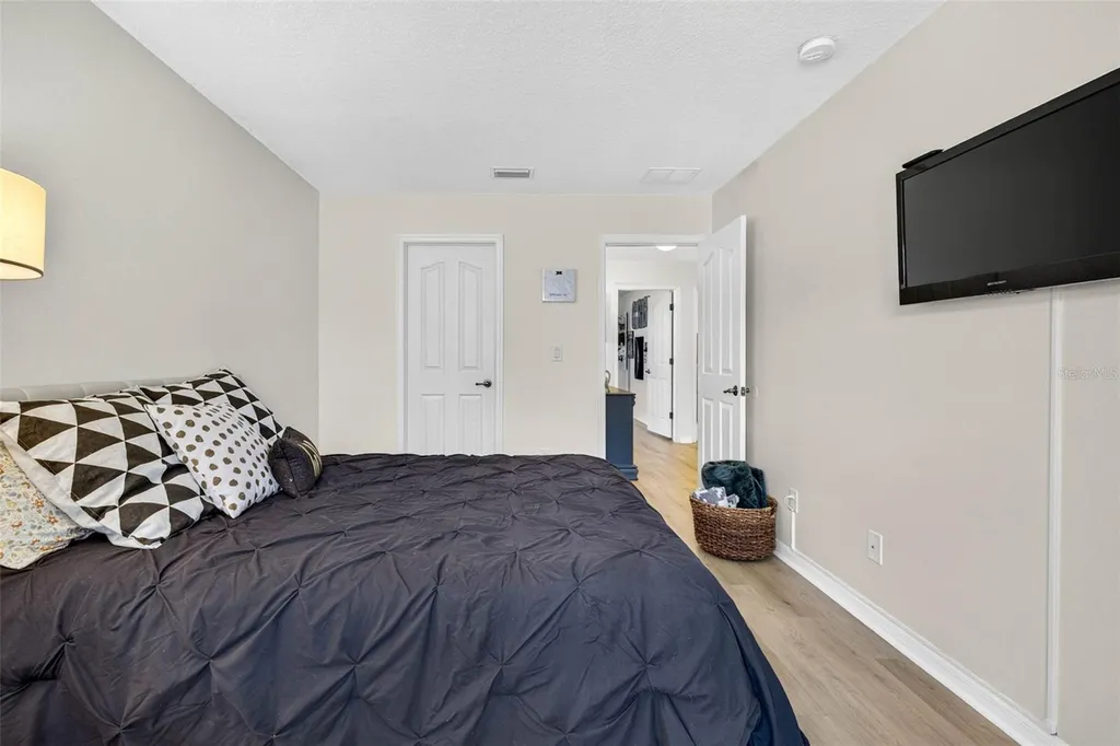 7360 Bridgeview Wesley Chapel FL 33545