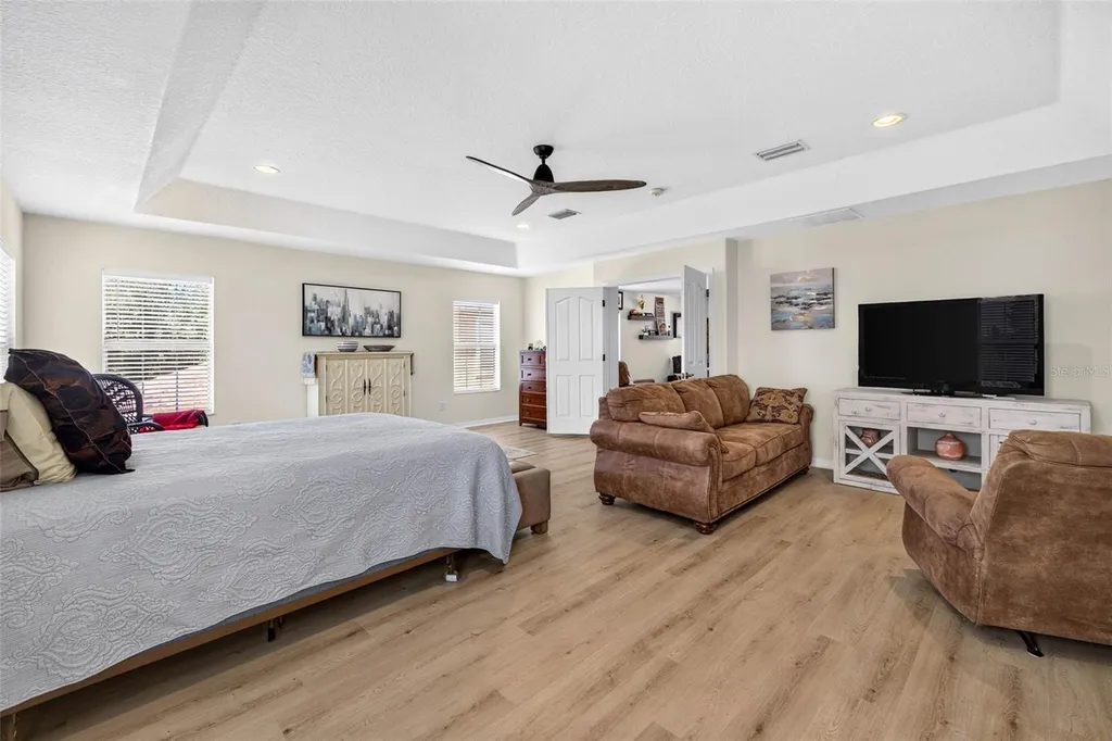 7360 Bridgeview Wesley Chapel FL 33545