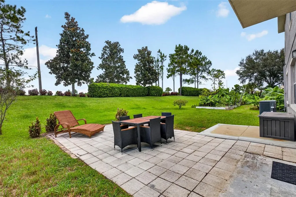 7360 Bridgeview Wesley Chapel FL 33545