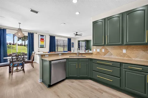 7360 Bridgeview Wesley Chapel FL 33545