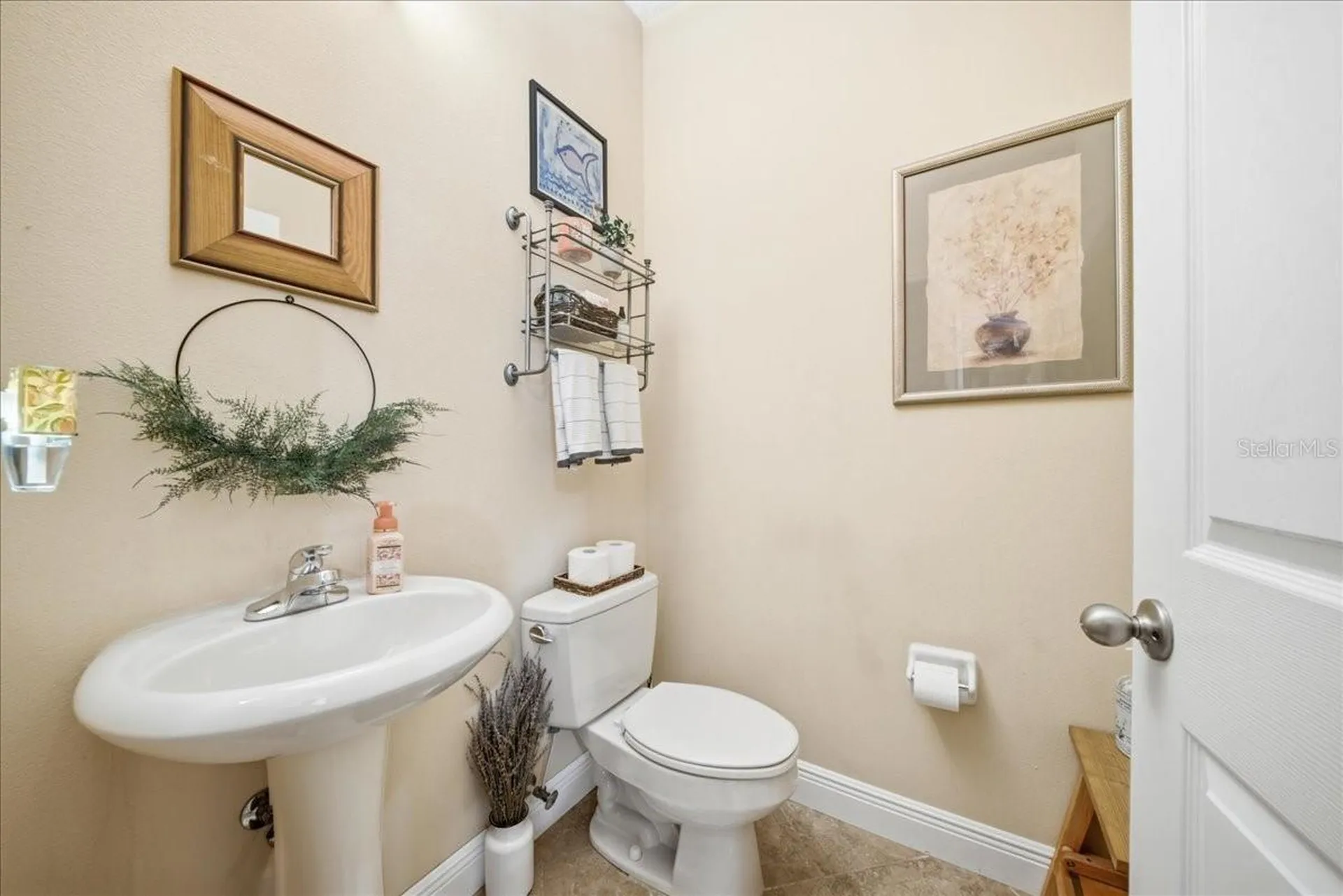 3095 Fawn Lake Boulevard Mims FL 32754