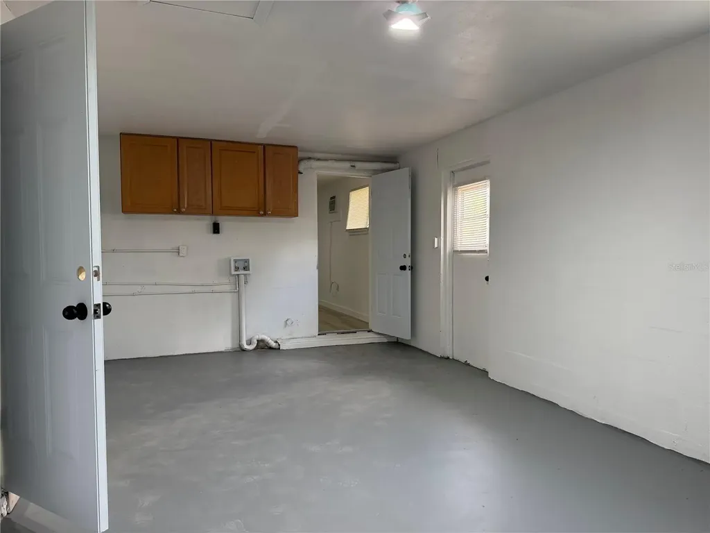 5632 Front Drive Holiday FL 34690