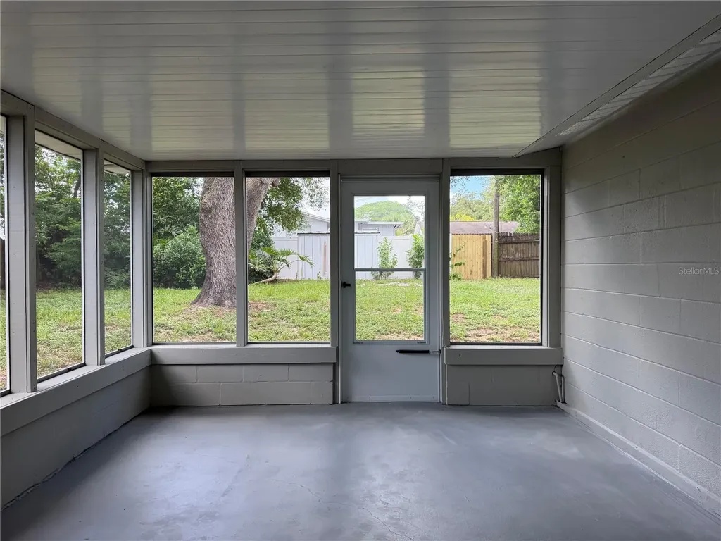 5632 Front Drive Holiday FL 34690