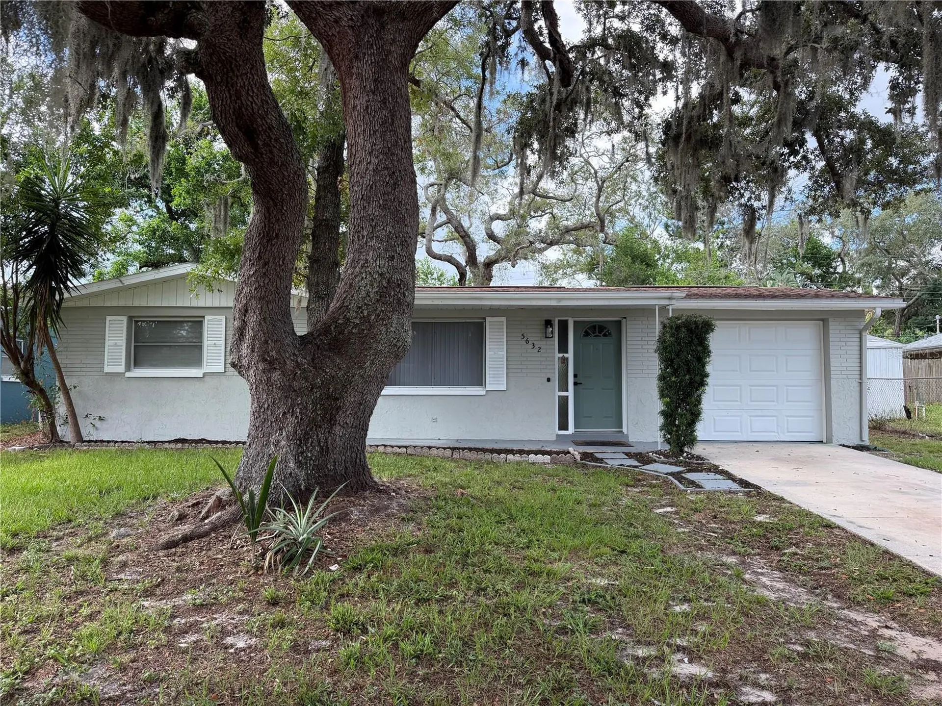 5632 Front Drive Holiday FL 34690