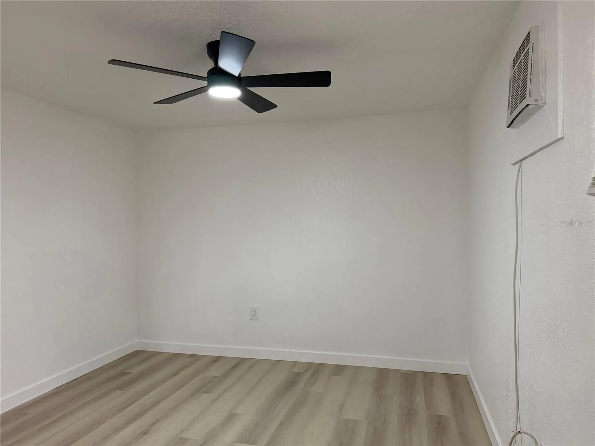 5632 Front Drive Holiday FL 34690
