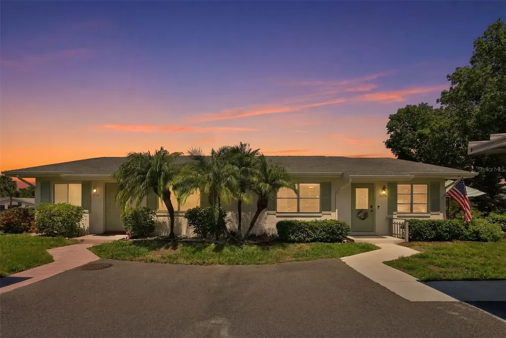 2229 Greenhaven Drive Sun City Center FL 33573