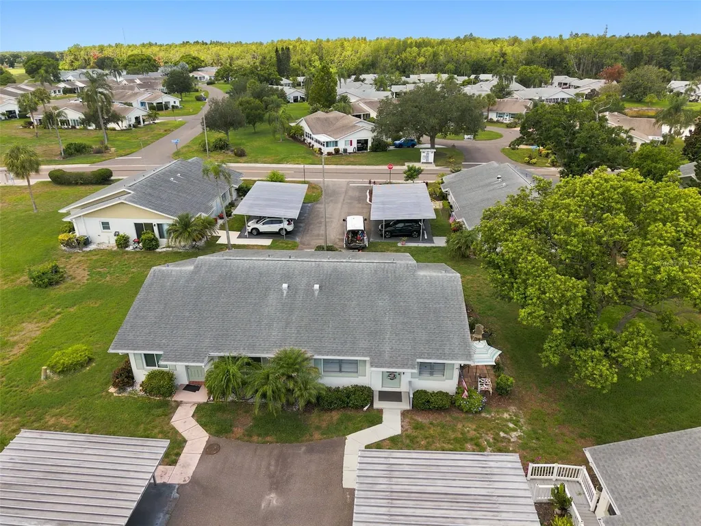2229 Greenhaven Drive Sun City Center FL 33573