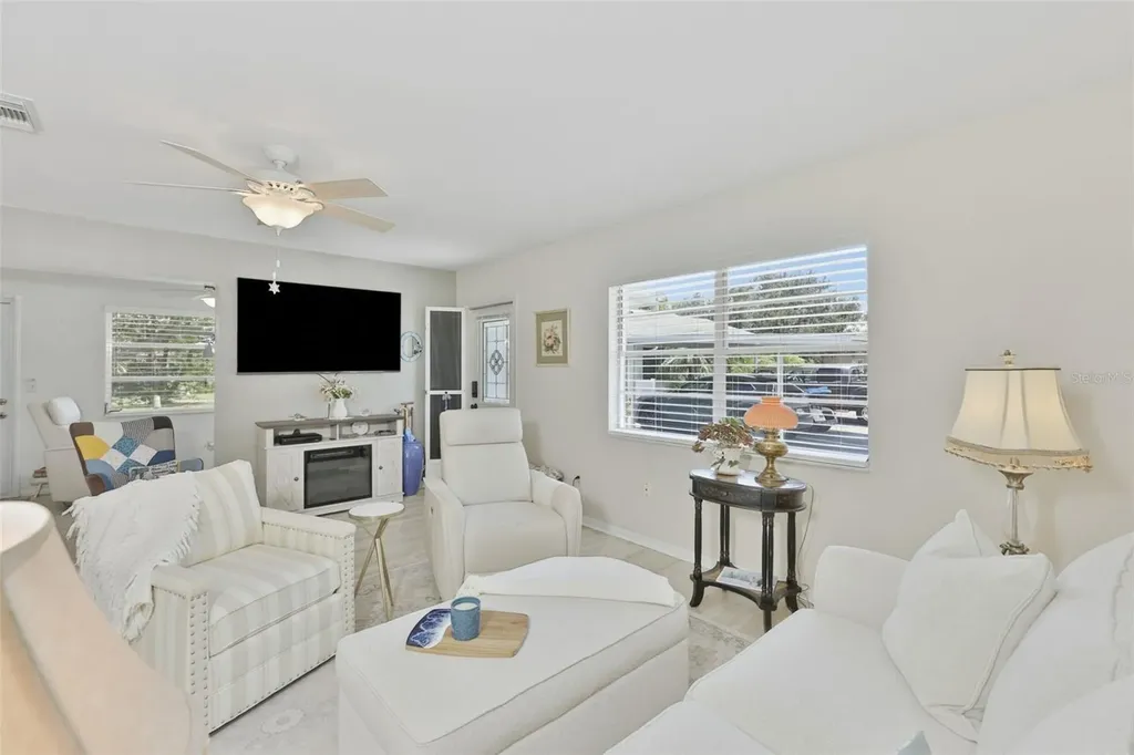 2229 Greenhaven Drive Sun City Center FL 33573