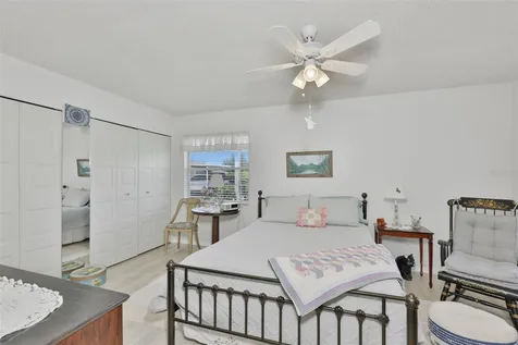 2229 Greenhaven Drive Sun City Center FL 33573