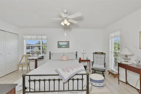 2229 Greenhaven Drive Sun City Center FL 33573