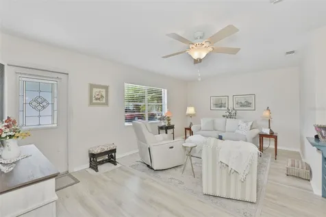 2229 Greenhaven Drive Sun City Center FL 33573