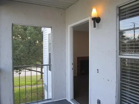 208 Northlake Drive Sanford FL 32773