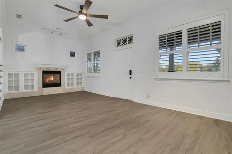 148 S Thornton Avenue Orlando FL 32801