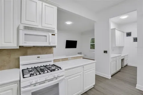 148 S Thornton Avenue Orlando FL 32801