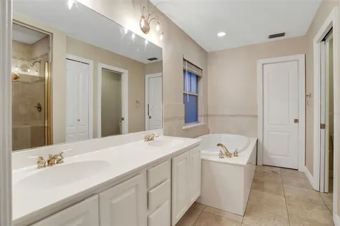 148 S Thornton Avenue Orlando FL 32801