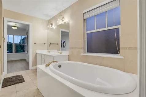 148 S Thornton Avenue Orlando FL 32801