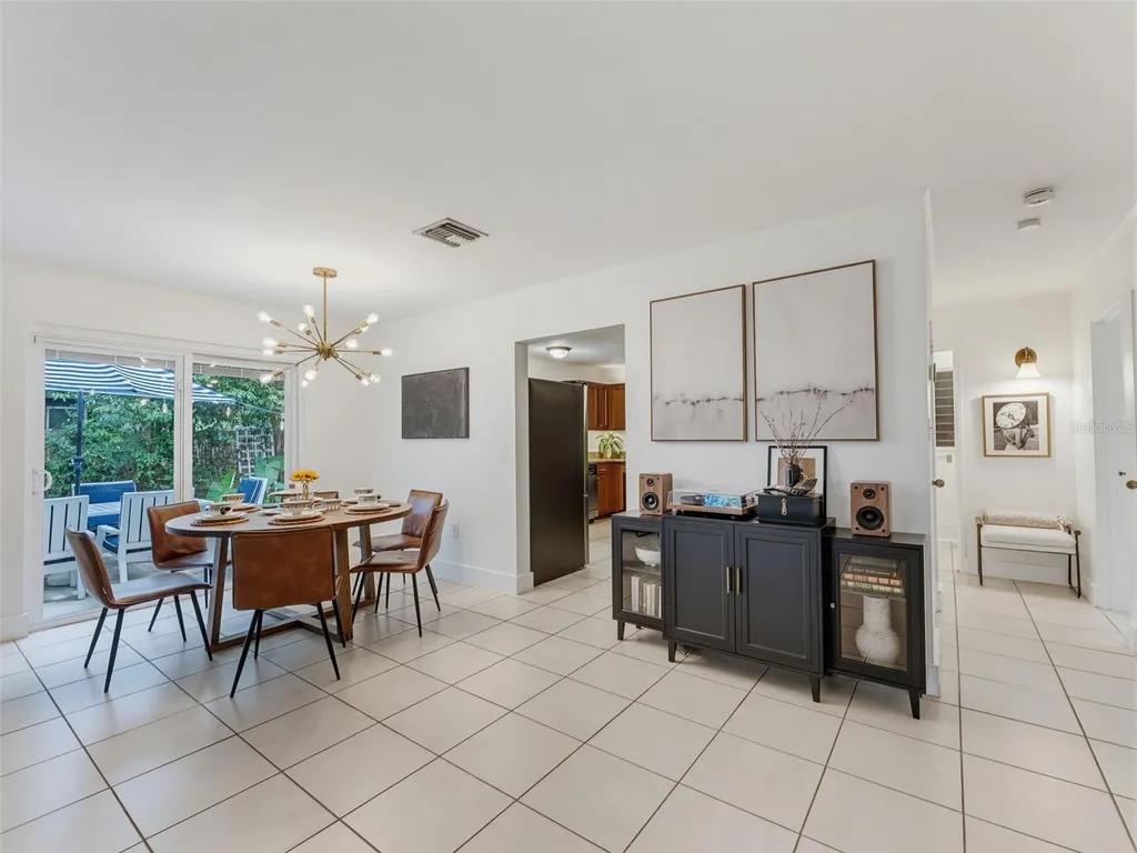 5704 13th Street Zephyrhills FL 33542
