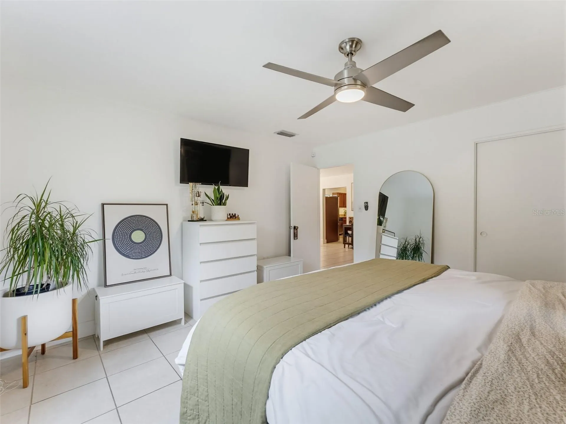 5704 13th Street Zephyrhills FL 33542