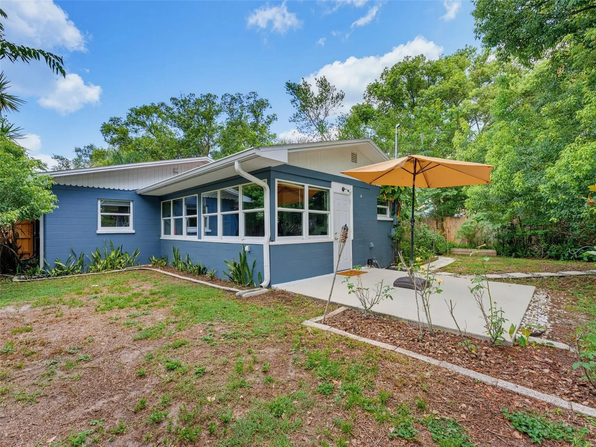 5704 13th Street Zephyrhills FL 33542