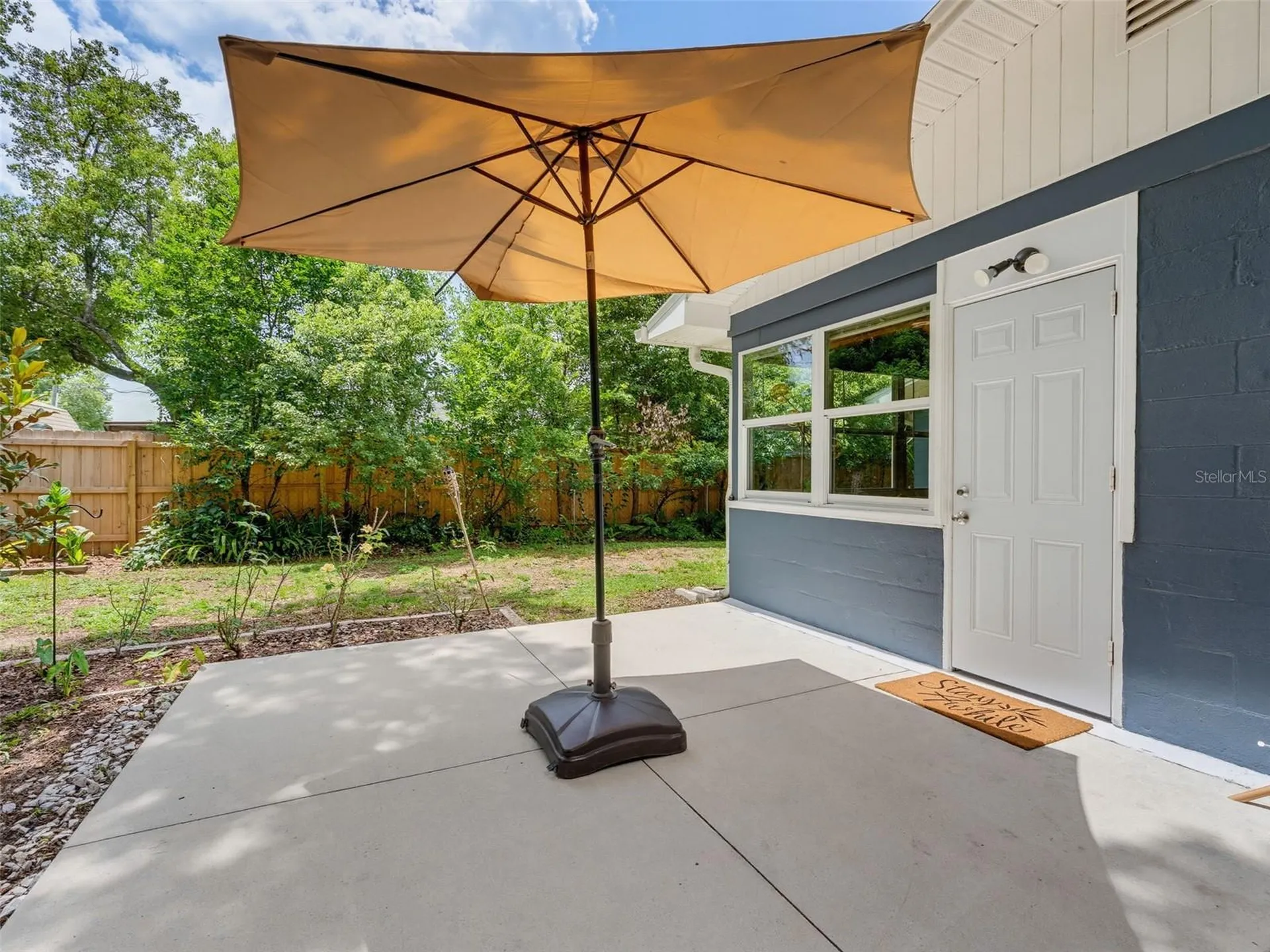 5704 13th Street Zephyrhills FL 33542