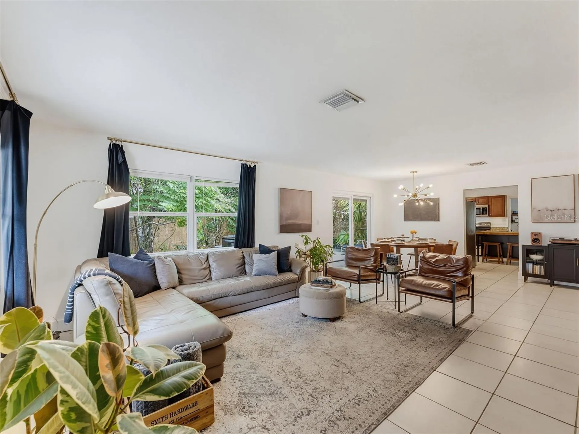 5704 13th Street Zephyrhills FL 33542