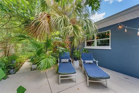 5704 13th Street Zephyrhills FL 33542