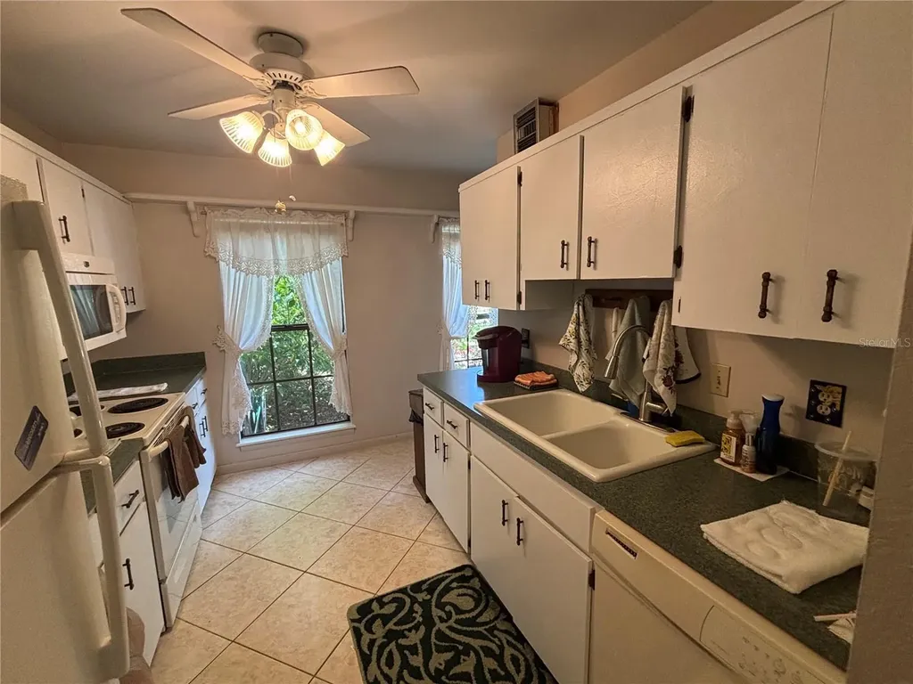 1515 Bayshore Boulevard Dunedin FL 34698