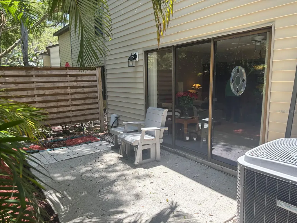 1515 Bayshore Boulevard Dunedin FL 34698