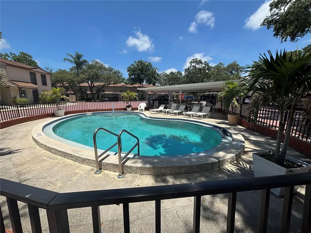 1515 Bayshore Boulevard Dunedin FL 34698