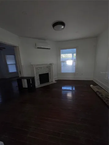 331 W New York Avenue Deland FL 32720