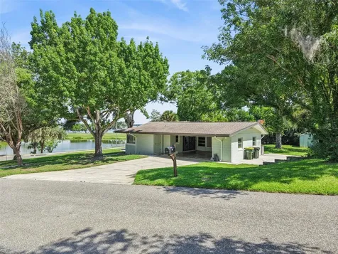 290 Carroll Street Clermont FL 34711