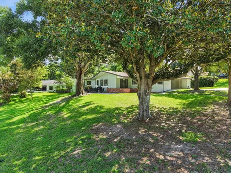 290 Carroll Street Clermont FL 34711