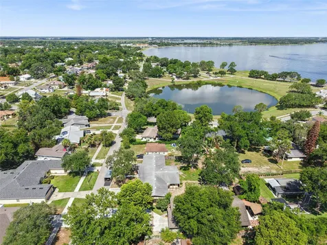290 Carroll Street Clermont FL 34711
