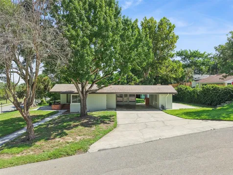 290 Carroll Street Clermont FL 34711